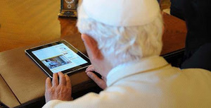 Pope with iPad.jpg